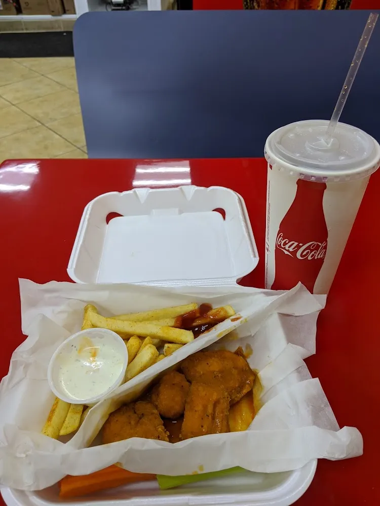 6 Pieces Chili Lime Boneless Wings with Fries and Veggies